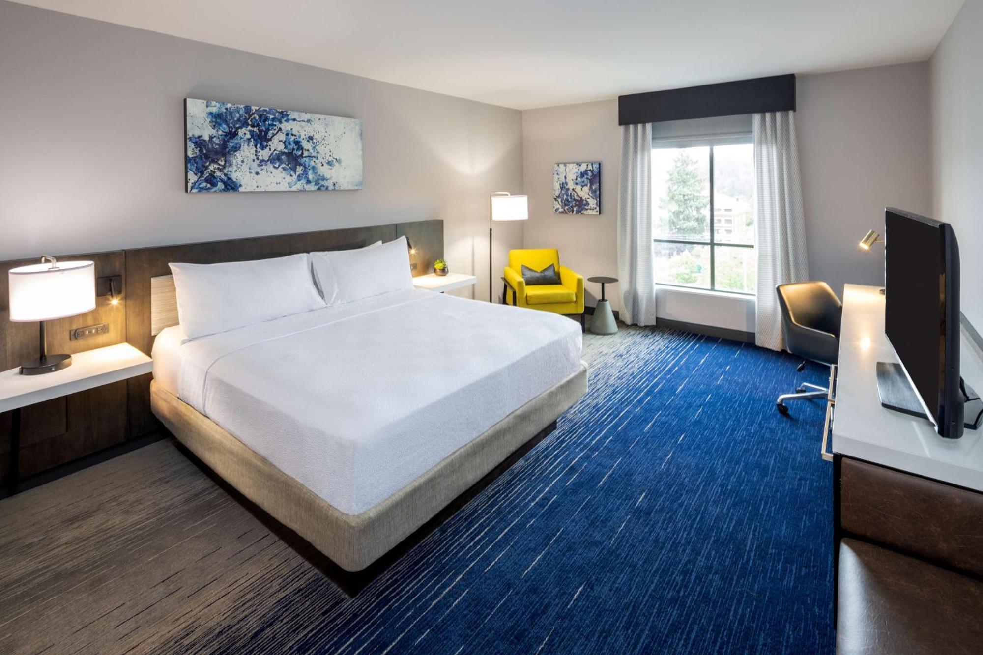 Hilton Garden Inn Redmond Wa Exterior photo