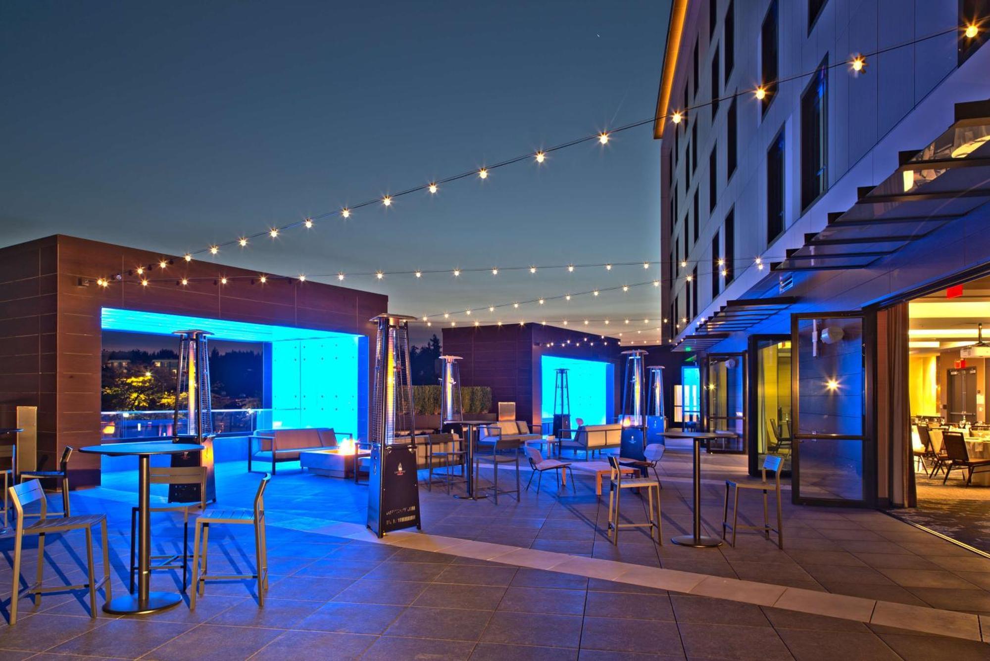 Hilton Garden Inn Redmond Wa Exterior photo