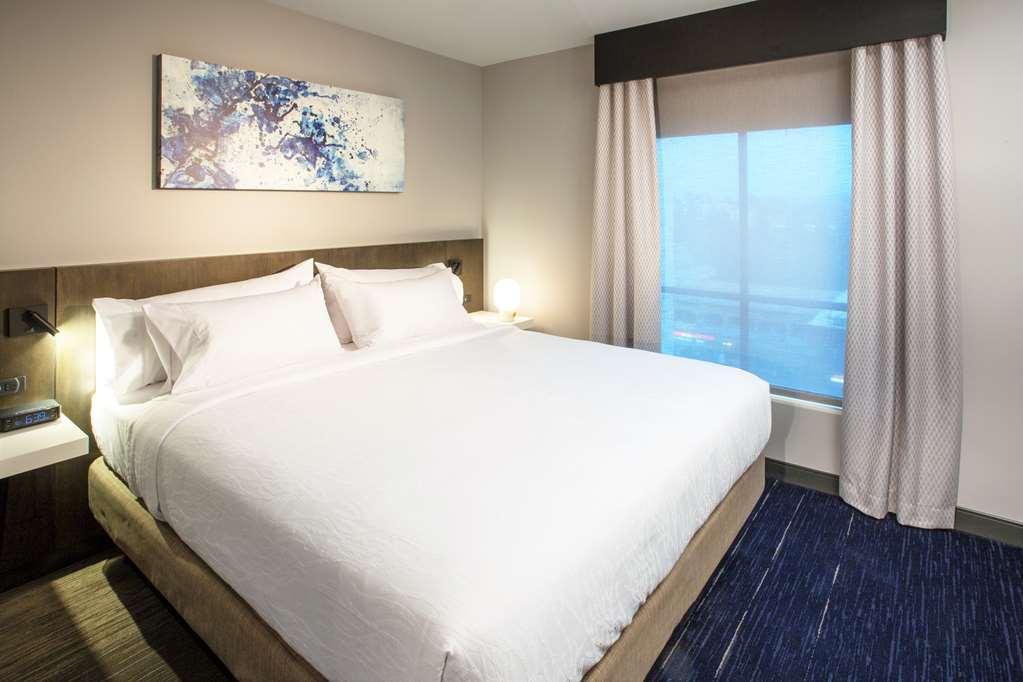 Hilton Garden Inn Redmond Wa Room photo