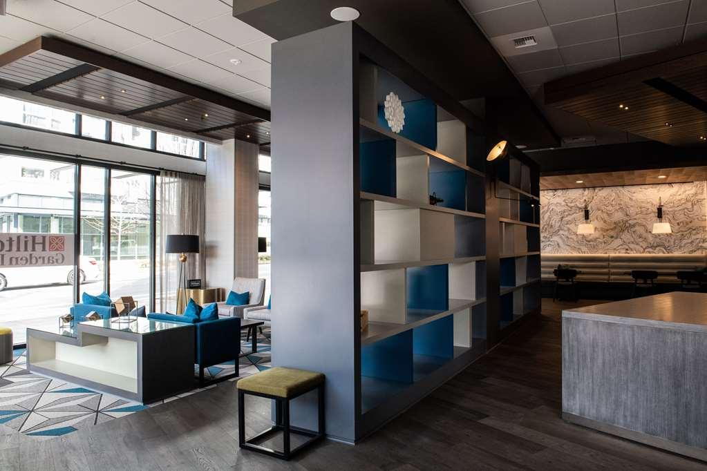 Hilton Garden Inn Redmond Wa Interior photo