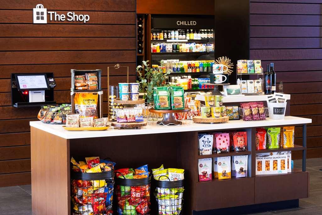 Hilton Garden Inn Redmond Wa Restaurant photo